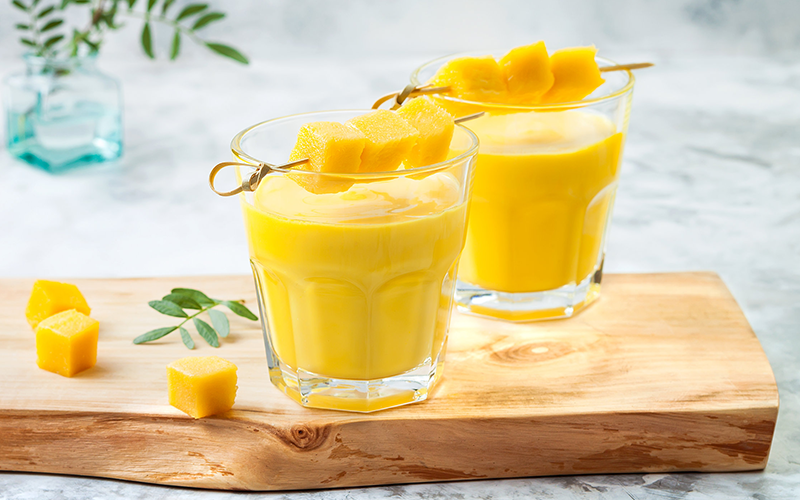 golden sunshine shake in a wooden board