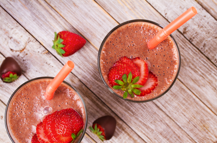 Chocolate strawberry smoothie