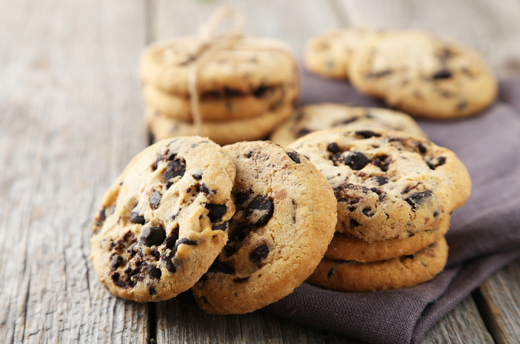 keto friendly chocolate chip cookies on wood