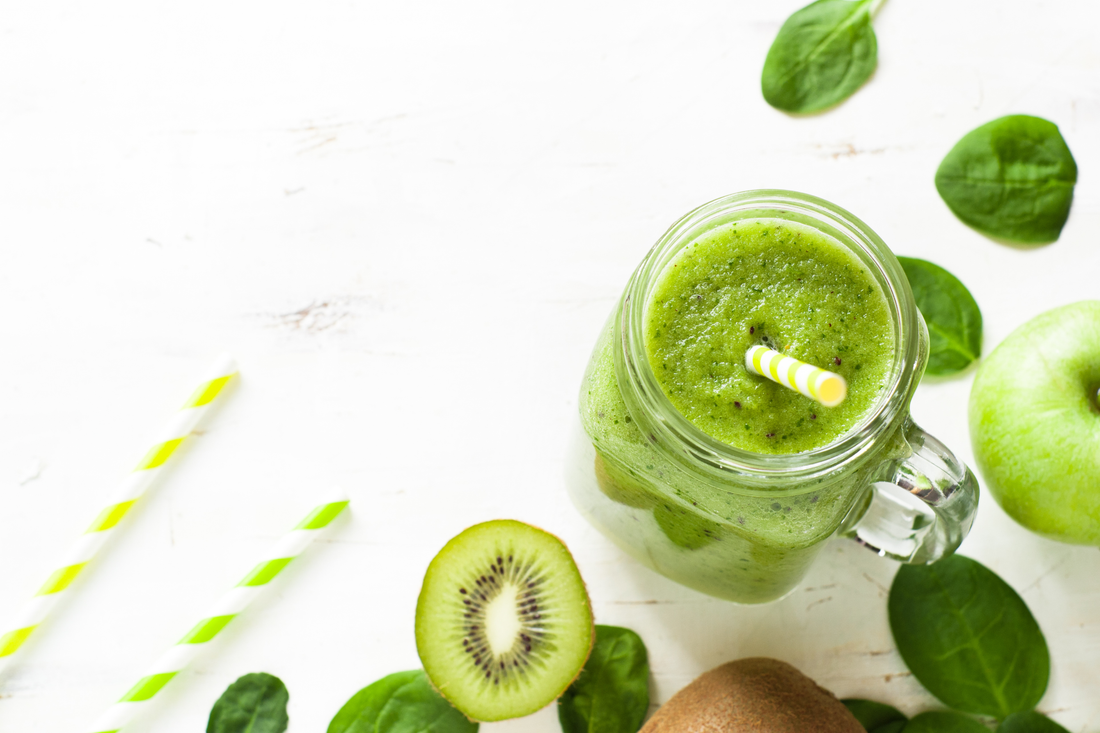 green smoothie with kiwi avocado and apple