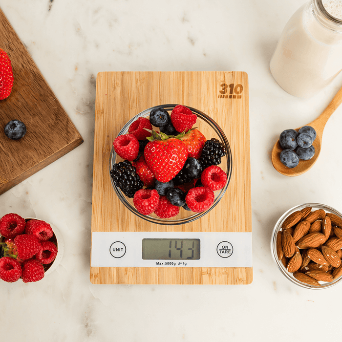 https://310nutrition.com/cdn/shop/products/BambooFoodScale-Carousel2_700x.png?v=1634163390